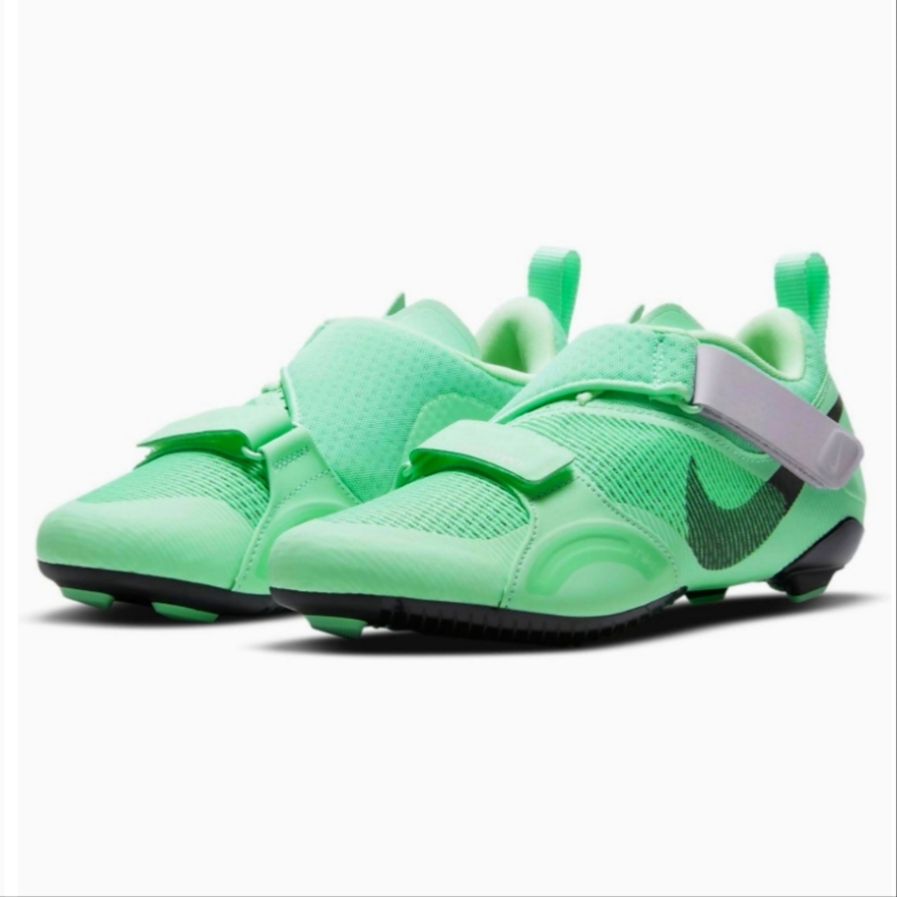 Nike Women's Neon Green Training Shoes